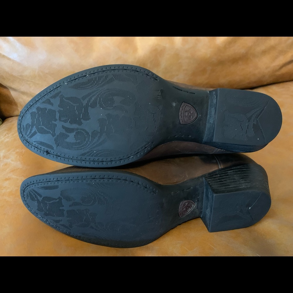 Heritage R Toe Western Boot - Picture 5 of 6